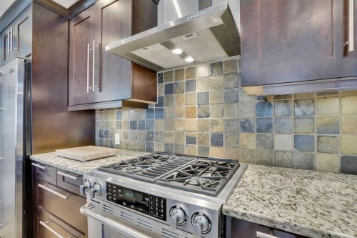 4120 16 Street Sw, Calgary, AB - Indoor Photo Showing Kitchen With Upgraded Kitchen