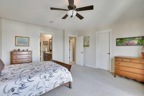 4120 16 Street Sw, Calgary, AB - Indoor Photo Showing Bedroom