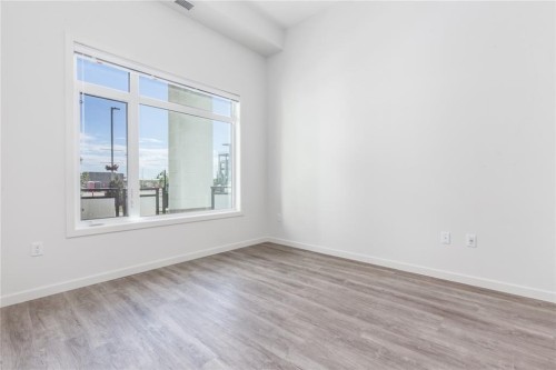 109-12 Mahogany Path Se, Calgary, AB - Indoor Photo Showing Other Room