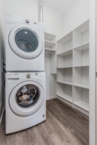 109-12 Mahogany Path Se, Calgary, AB - Indoor Photo Showing Laundry Room