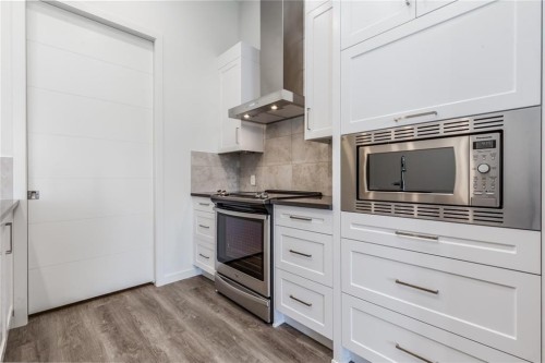 109-12 Mahogany Path Se, Calgary, AB - Indoor Photo Showing Kitchen