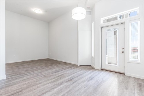 109-12 Mahogany Path Se, Calgary, AB - Indoor Photo Showing Other Room
