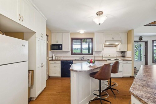 361 Wildwood Drive Sw, Calgary, AB 