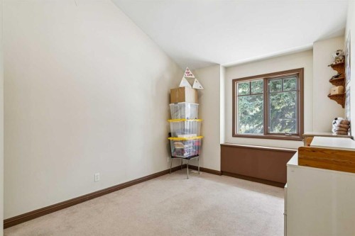361 Wildwood Drive Sw, Calgary, AB 