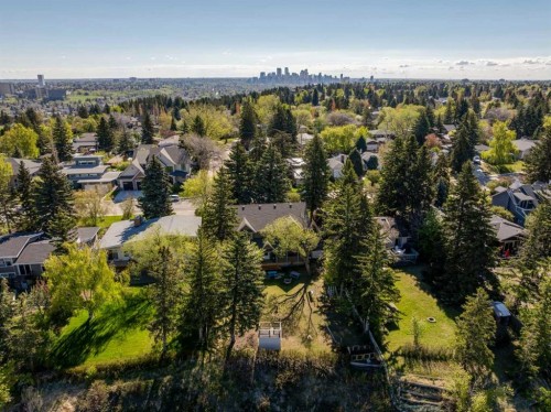 361 Wildwood Drive Sw, Calgary, AB 