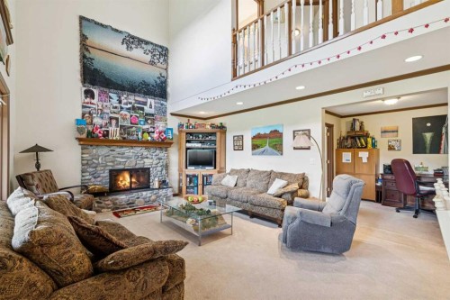 361 Wildwood Drive Sw, Calgary, AB 
