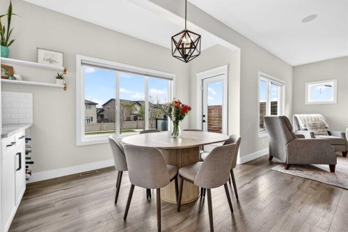 652 Reynolds Crescent Sw, Airdrie, AB - Indoor Photo Showing Dining Room