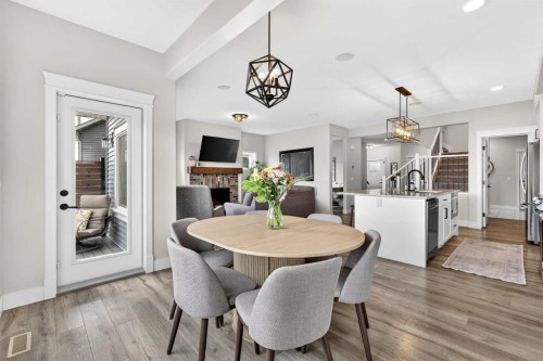 652 Reynolds Crescent Sw, Airdrie, AB - Indoor Photo Showing Dining Room
