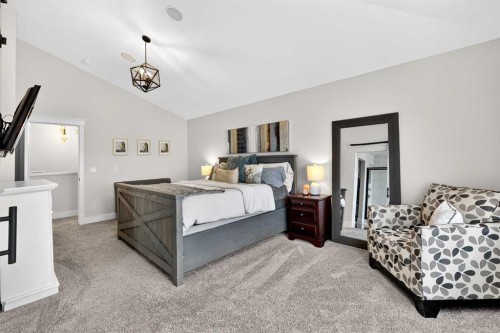 652 Reynolds Crescent Sw, Airdrie, AB - Indoor Photo Showing Bedroom
