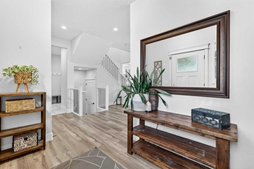 652 Reynolds Crescent Sw, Airdrie, AB - Indoor Photo Showing Other Room
