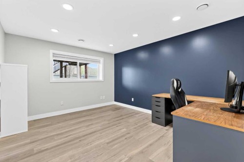652 Reynolds Crescent Sw, Airdrie, AB - Indoor Photo Showing Office