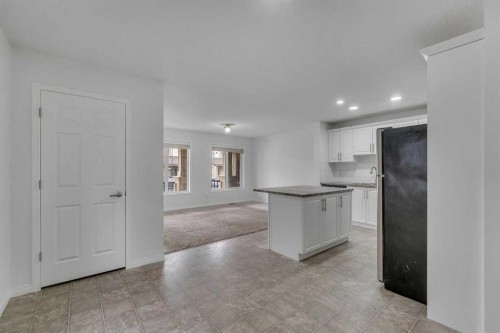 88 Cityscape Row Ne, Calgary, AB - Indoor Photo Showing Kitchen