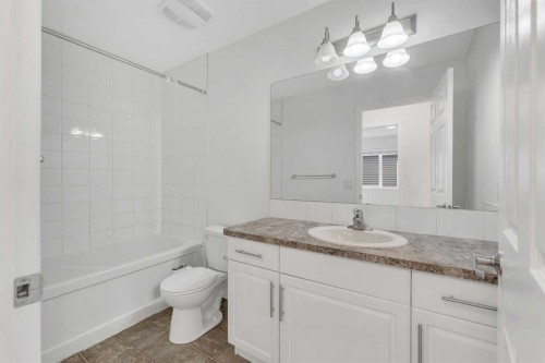 88 Cityscape Row Ne, Calgary, AB - Indoor Photo Showing Bathroom