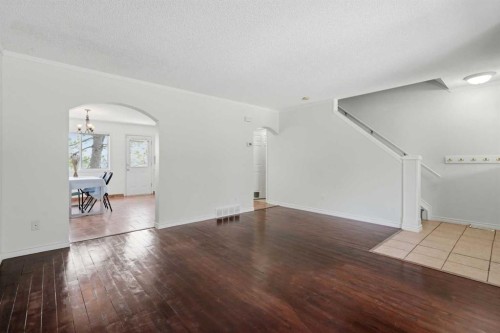 249 Citadel Point Nw, Calgary, AB - Indoor Photo Showing Other Room