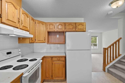 31 Silvergrove Close Nw, Calgary, AB 