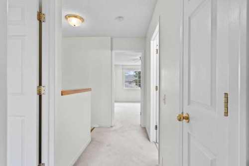 31 Silvergrove Close Nw, Calgary, AB 