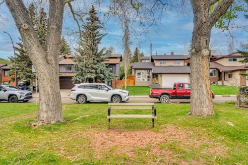 95 Edenwold Crescent Nw, Calgary, AB - Outdoor