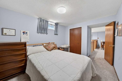 740 Hunterston Crescent Nw, Calgary, AB 