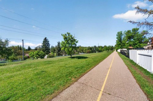 740 Hunterston Crescent Nw, Calgary, AB 