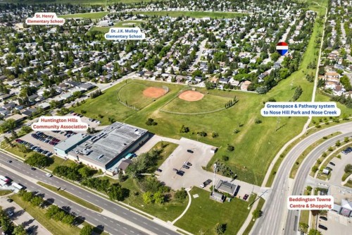 740 Hunterston Crescent Nw, Calgary, AB 
