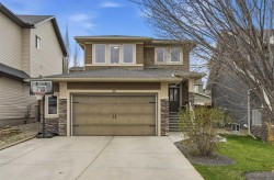 44 Westridge Crescent Okotoks, AB T1S 0G7