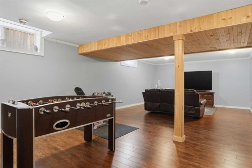 44 Westridge Crescent, Okotoks, AB - Indoor Photo Showing Other Room