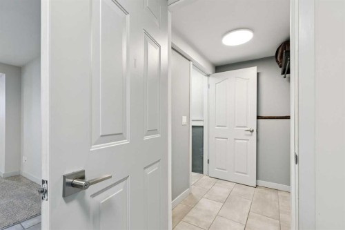 68 Templegreen Bay Ne, Calgary, AB - Indoor Photo Showing Other Room