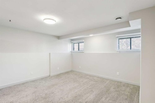 68 Templegreen Bay Ne, Calgary, AB - Indoor Photo Showing Other Room