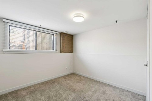 68 Templegreen Bay Ne, Calgary, AB - Indoor Photo Showing Other Room
