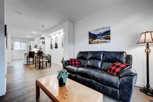 105 Walden Common Se, Calgary, AB - Indoor Photo Showing Living Room