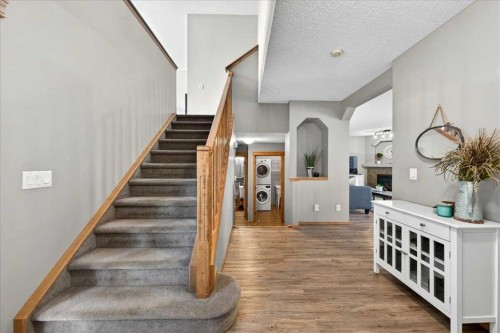 152 Chapman Close Se, Calgary, AB - Indoor Photo Showing Other Room