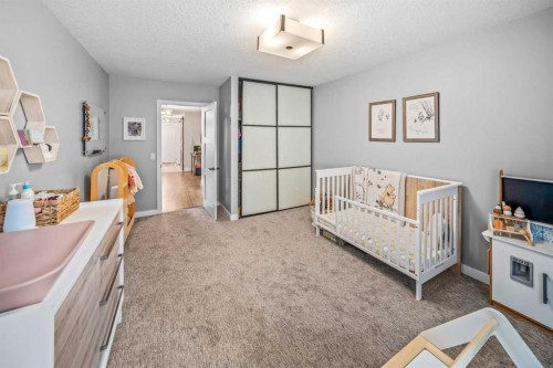 4-1205 Cameron Avenue Sw, Calgary, AB - Indoor