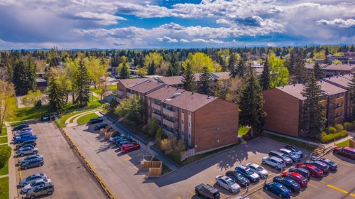 634-11620 Elbow Drive Sw, Calgary, AB - Outdoor With View