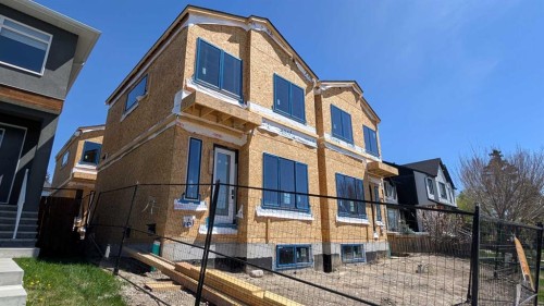 4832 20 Avenue Nw, Calgary, AB - Outdoor