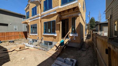 4832 20 Avenue Nw, Calgary, AB - Outdoor With Exterior