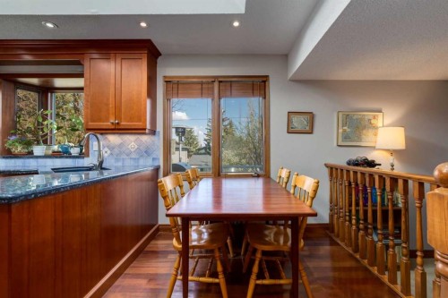 2724 Palliser Drive Sw, Calgary, AB - Indoor Photo Showing Dining Room