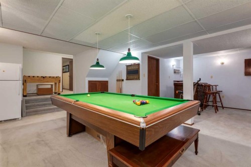 2724 Palliser Drive Sw, Calgary, AB - Indoor Photo Showing Other Room