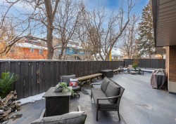 1-2208 17A Street SW Calgary, AB T2T 4S1
