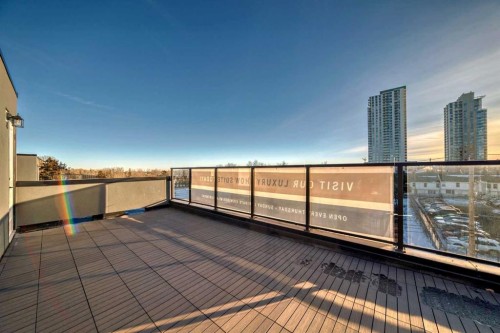 2-3404 8 Avenue Sw, Calgary, AB - Outdoor