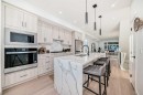 2-3404 8 Avenue Sw, Calgary, AB  - Indoor Photo Showing Kitchen With Upgraded Kitchen 
