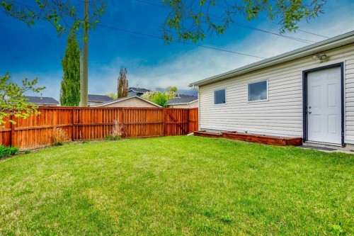2420 Riverstone Road Se, Calgary, AB - Outdoor