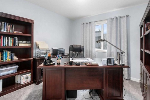 78 Lakes Estates Circle, Strathmore, AB - Indoor Photo Showing Office