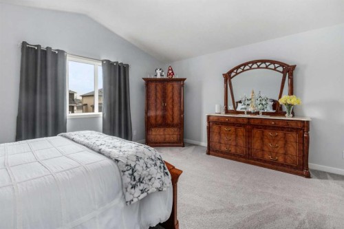 78 Lakes Estates Circle, Strathmore, AB - Indoor Photo Showing Bedroom