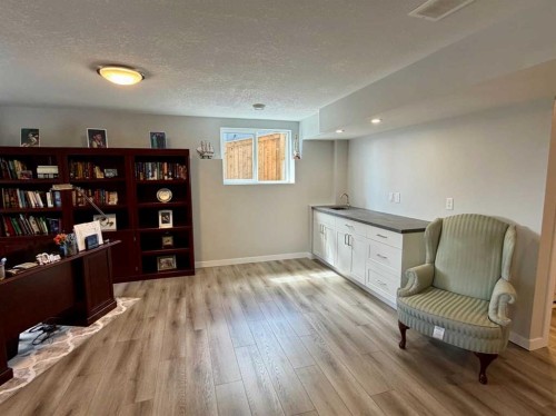 78 Lakes Estates Circle, Strathmore, AB - Indoor