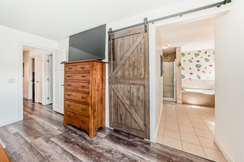 89 Evansdale Landing Nw, Calgary, AB - Indoor Photo Showing Other Room