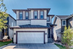 89 Evansdale Landing NW Calgary, AB T3P 0C8