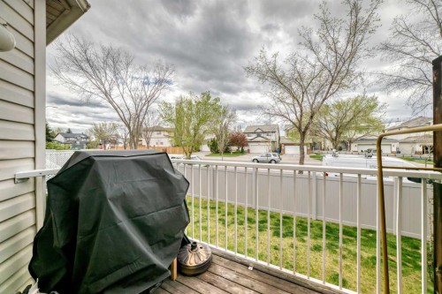 57 Mt Aberdeen Manor Se, Calgary, AB - Outdoor