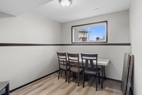 80 Cambrille Crescent, Strathmore, AB - Indoor Photo Showing Dining Room