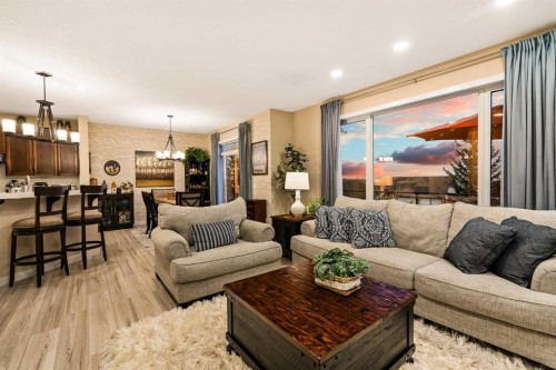 62 Panamount View Nw, Calgary, AB - Indoor Photo Showing Living Room