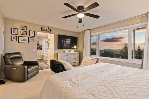 62 Panamount View Nw, Calgary, AB - Indoor Photo Showing Bedroom